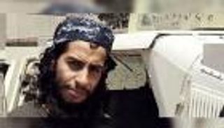 الشرطة الفرنسية: المشتبه به الموقوف في باريس أُدين مع أباعود 