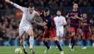 انتقادات حادة لظهير برشلونة بعد خسارة الكلاسيكو