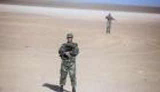 الجيش الجزائري يدمر مخابئ لإرهابيين ويضبط أسلحة