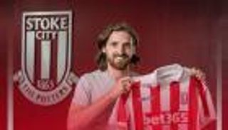 ستوك سيتي يضم صفقة جديدة بعد رمضان صبحي