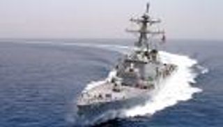 طائرات روسية تهدد مدمرة أمريكية.. والبنتاجون يحذر 