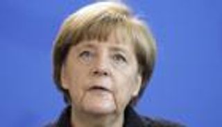 ميركل تقطع عطلتها للرد على اتهامها بـ