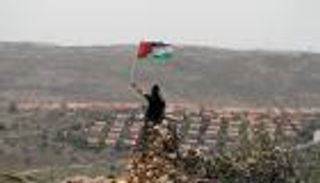 الفلسطينيون ينفون بيع مبنيين للمستوطنين وسط الخليل