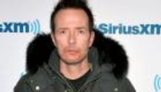 تساؤلات حول وفاته..