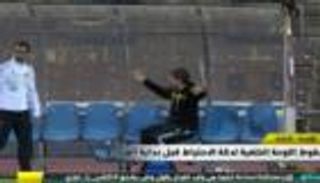 فيديو.. الرياح تخلع دكة البدلاء في الدوري السعودي