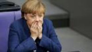 ميركل تدعو لجلسة طارئة لمجلس الأمن الألماني.. وأوباما يعرض الدعم