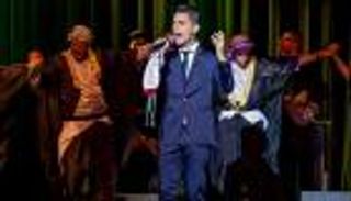 محمد عساف يتبرع بحفلاته للمرضى واللاجئين والطلاب