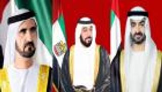 رئيس الدولة ونائبه ومحمد بن زايد يهنئون سلطان عمان في ذكرى يوم النهضة