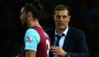 إصابة كارول تصيب مدرب وست هام بالإحباط