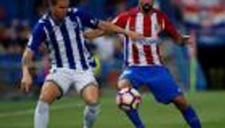 ألافيس المكافح يجبر أتلتيكو على التعادل في مواجهة مثيرة