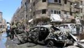 بالصور.. 20 قتيلا حصيلة هجوم مزدوج لداعش في حي السيدة زينب بدمشق