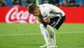 غياب شفاينشتايجر عن تدريبات ألمانيا استعدادا لمواجهة فرنسا