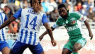 العروض المغرية تقرب بابا توندي من مغادرة الرجاء المغربي