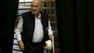 بلاتر: لا أحد يستطيع إثبات أنني فاسد