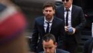 بالصور.. محاكمة ميسي بتهمة التهرب الضريبي