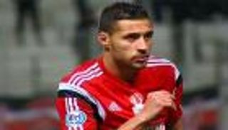 الخدمة العسكرية تمنع بلايلي بلوزداد الجزائري من السفر للمغرب