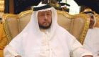 سلطان بن زايد يشهد تخريج الضباط في كلية زايد الثاني العسكرية
