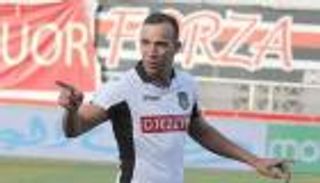 الشباب السعودي يقترب من ضم نجم وفاق سطيف الجزائري