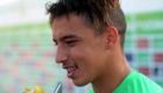 روراوة يطالب مدرب الجزائر بمشاركة لاعب أرسنال أمام ليسوتو