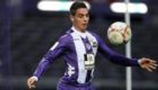 اشبيلية يخطف الفرنسي بن يدر من أرسنال