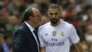 بينيتيز يوجّه نصيحة لكريم بنزيمة