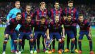 برشلونة يضع الحكم "هيرنانديز" تحت المجهر