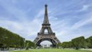 حجوزات الطيران إلى باريس انخفضت بـ 27% بعد الهجمات