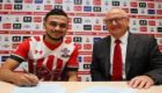 ساوثهامبتون يضم المغربي بوفال بصفقة قياسية