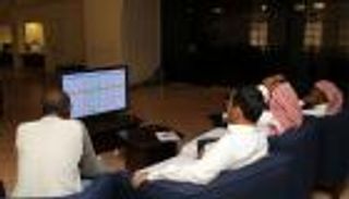 جني أرباح سريع يهبط بالبورصة السعودية صباحا