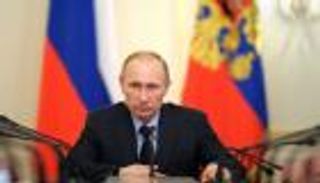  بوتين يبعث برسائل طمأنة للمواطنين بشأن الاقتصاد الروسي