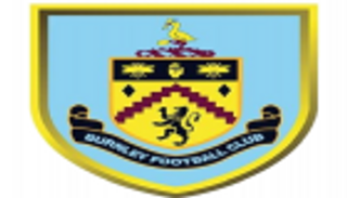 بيرنلي يعتذر لبرادفورد عن عنصرية أحد مشجعيه