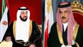 رئيس دولة الإمارات يتلقى رسالة شفهية من ملك البحرين