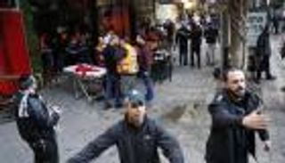 إسرائيل تلاحق شابًّا عربيًّا مشتبهًا به في 