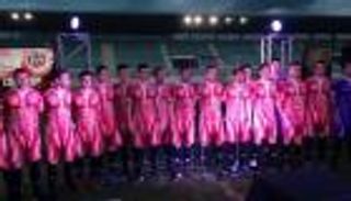 بالصور.. فريق إسباني يكشف عن أغرب زي رياضي