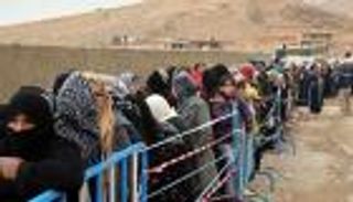 النمسا تنشر جنودًا على الحدود مع إيطاليا لكبْح تدفق اللاجئين