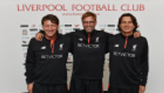 ليفربول يعلن تمديد تعاقده مع كلوب "لفترة طويلة"