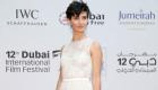 لسان نجوم تركيا ينطق "عربي".. مهند: بعيد عنك حياتي عذاب.. وتوبا : شكرا