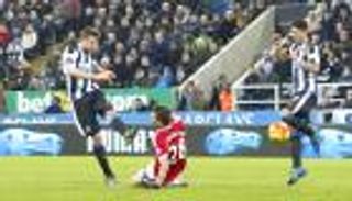 تعادل مثير بين مان يونايتد ونيوكاسل بالبريميرليغ