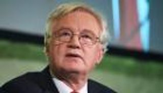 بريطانيا لا تضمن شيئا للوافدين الأوروبيين الجدد بعد