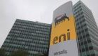 إيني الإيطالية تخطط لبيع أصول وتقليص الإنفاق