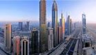 إنفوجراف.. أول مشروع ربط افتراضي بين دبي والفجيرة بأقل من 10 دقائق