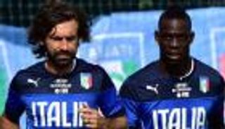 بيرلو: من المبكر أن يذهب بالوتيلي إلى الصين 