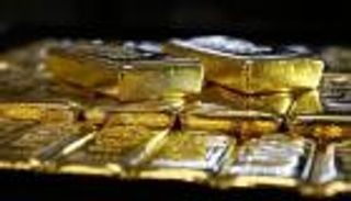 ارتفاع أسعار النفط وهبوط الذهب مع فقد حملة رحيل بريطانيا زخمها
