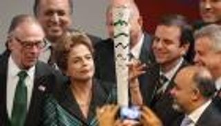 الشعلة الأولمبية تغير حسابات رئيسة البرازيل