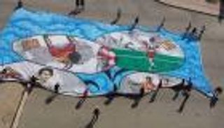 أولتراس الترجي ينفي الإساءة لنجم الإفريقي الراحل بتيفو الكأس