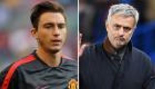 دارميان ثاني ضحايا مورينيو في اليونايتد