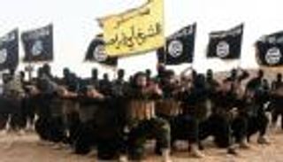 داعش يغلق الطريق الساحلي شرق سرت تحسبا لتقدم الجيش الليبي