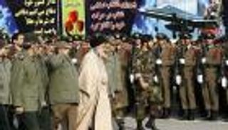 الجيش الإيراني: اختيار مجلس زعماء لخلافة خامنئي مؤامرة