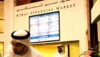 مؤشر سوق دبي المالي يخسر 2.7 % وأبوظبي 1.35%