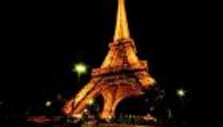 برج إيفل يحتفل بمنتخبات يورو 2016 في فرنسا
